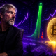 مایکل سیلور و تحلیل فروش ۳۲ بیت‌کوین توسط شرکت Strategy در بازار کریپتو